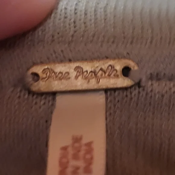 Free People Midnight Rodeo Loose Fit Fringe Cropped Top Beige/Gold Size XLarge - Picture 5 of 10